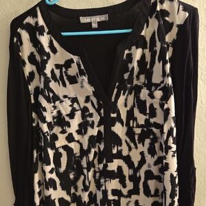 Daniel Rainn Black and White Abstract Blouse